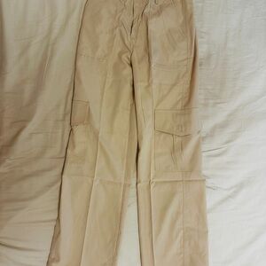 Amazon Essentials Women's Tan Cargo Pants with Side Pockets